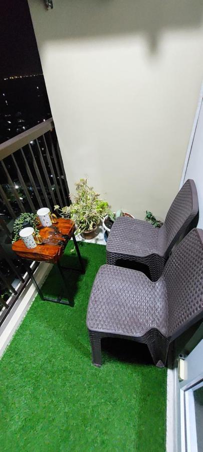 Dracarys Place 2 Condo With Balcony Unlimited Wifi Lapulapu City View Dış mekan fotoğraf
