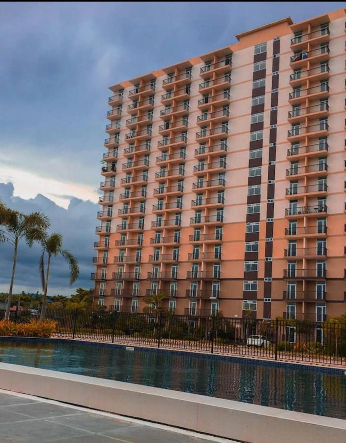 Dracarys Place 2 Condo With Balcony Unlimited Wifi Lapulapu City View Dış mekan fotoğraf