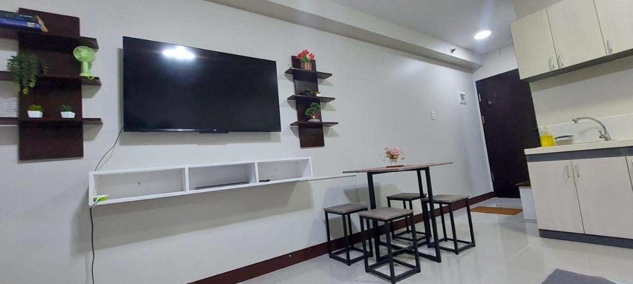 Dracarys Place 2 Condo With Balcony Unlimited Wifi Lapulapu City View Dış mekan fotoğraf