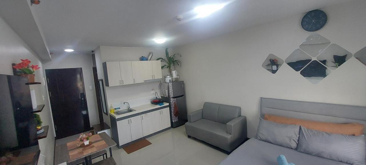 Dracarys Place 2 Condo With Balcony Unlimited Wifi Lapulapu City View Dış mekan fotoğraf