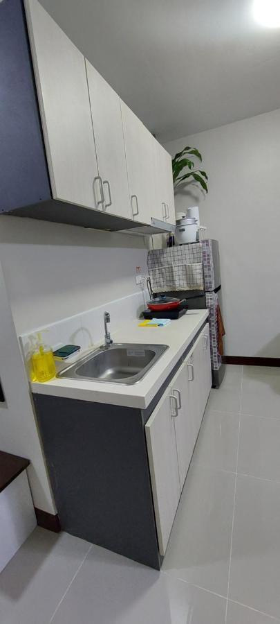 Dracarys Place 2 Condo With Balcony Unlimited Wifi Lapulapu City View Dış mekan fotoğraf