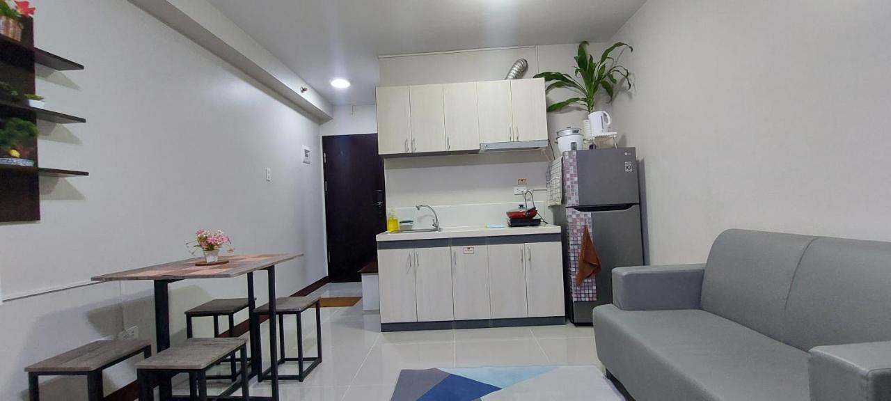 Dracarys Place 2 Condo With Balcony Unlimited Wifi Lapulapu City View Dış mekan fotoğraf