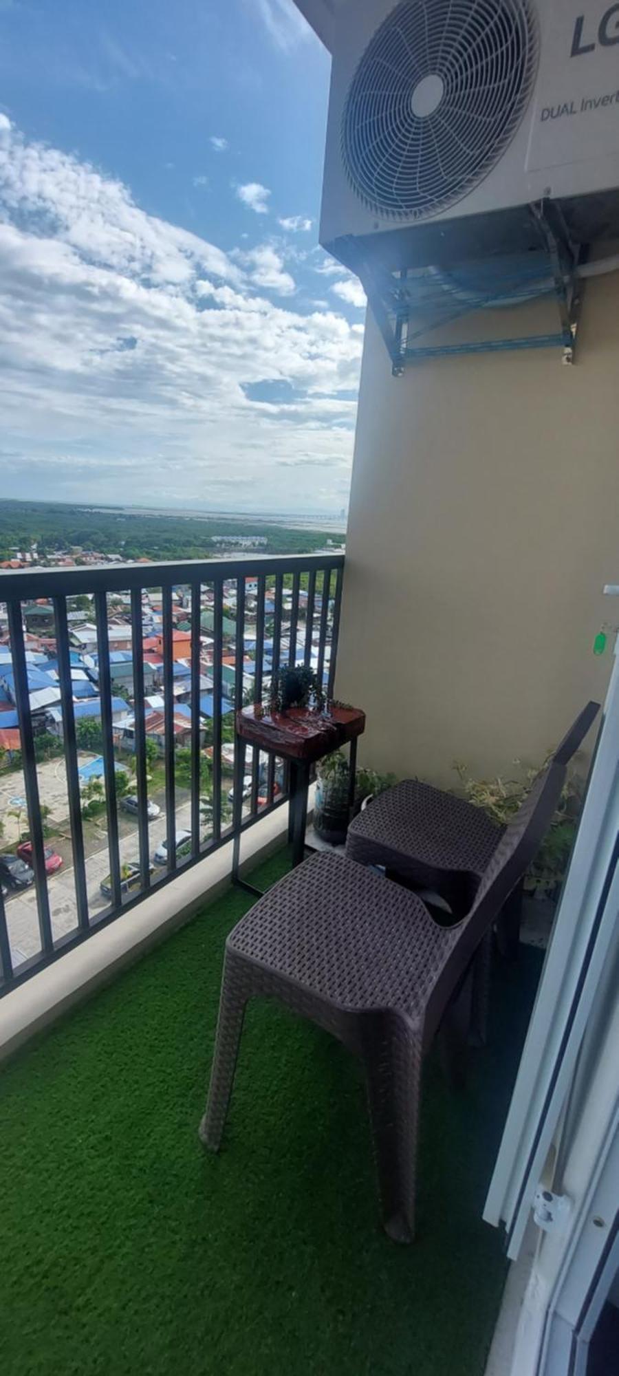 Dracarys Place 2 Condo With Balcony Unlimited Wifi Lapulapu City View Dış mekan fotoğraf