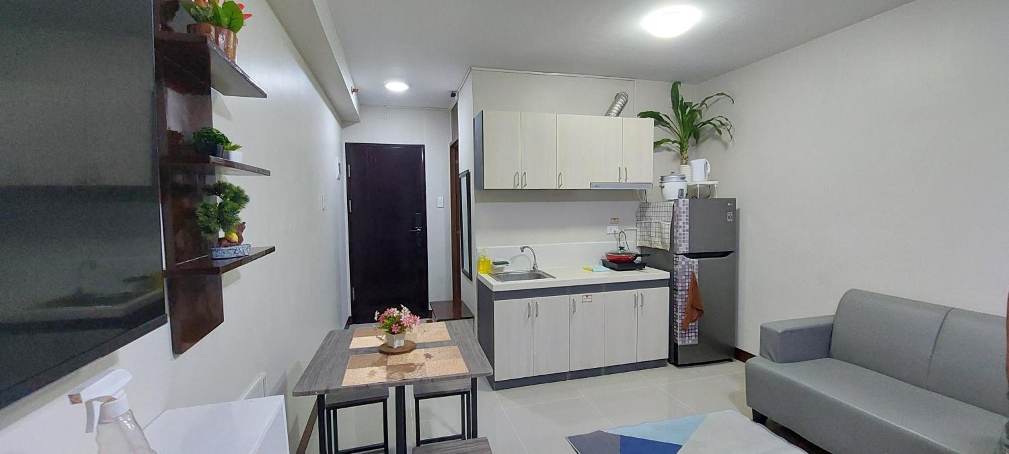 Dracarys Place 2 Condo With Balcony Unlimited Wifi Lapulapu City View Dış mekan fotoğraf